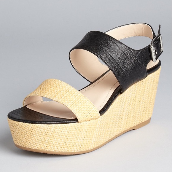 Calvin Klein Shoes - 💐CALVIN KLEIN “Lorianne” Wedge Sandal sz 8.5 EUC